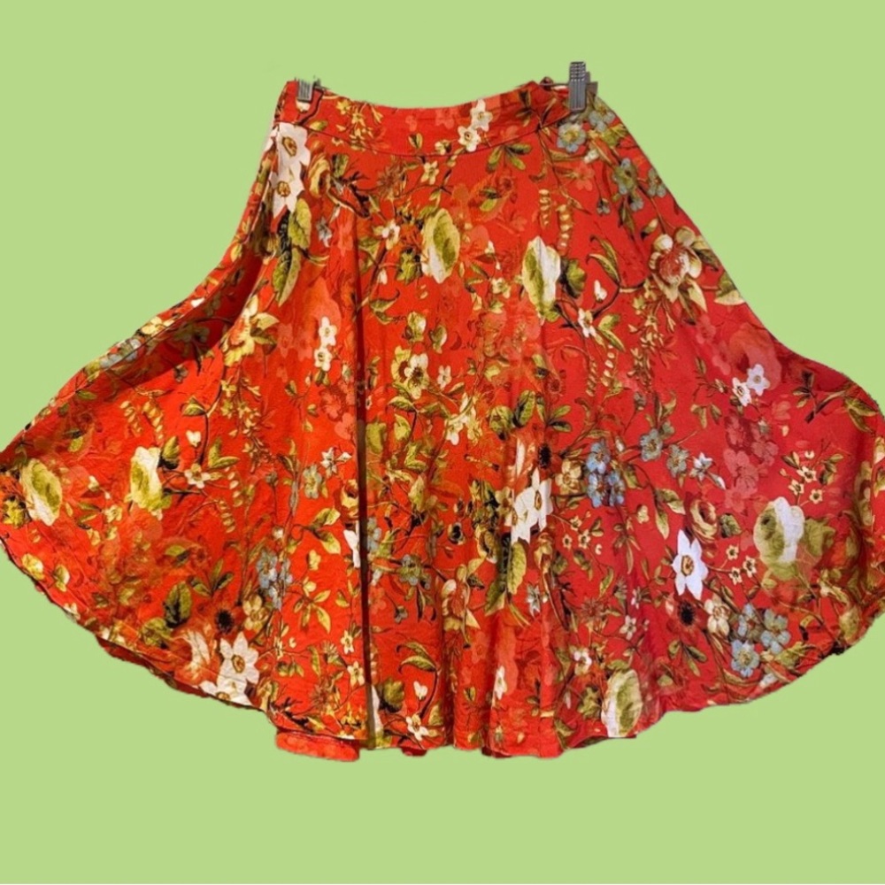 Circular skirt, linen, flowers patterne on bright orange, Premise, size 4.